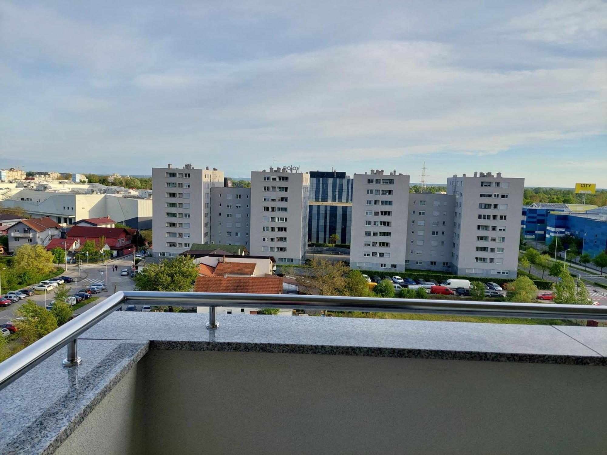 Lanterna - Free Parking In Garage Apartman Zagreb